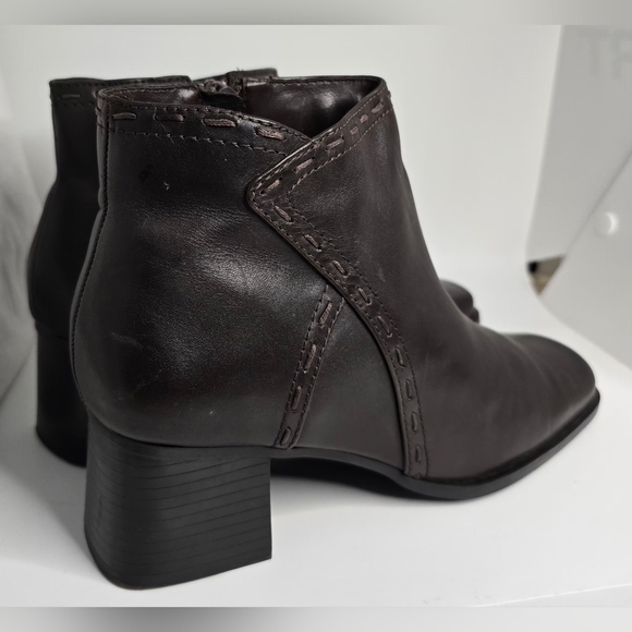Croft & Barrow Dark Brown Leather Ankle Booties 8 1/2 - Picture 4 of 7